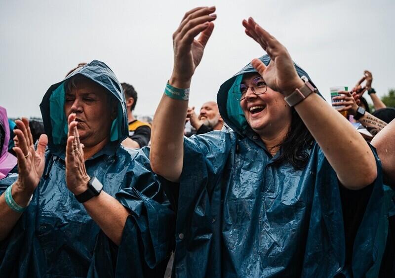 Foto z loňské Benátské je z https://www.benatska.cz/